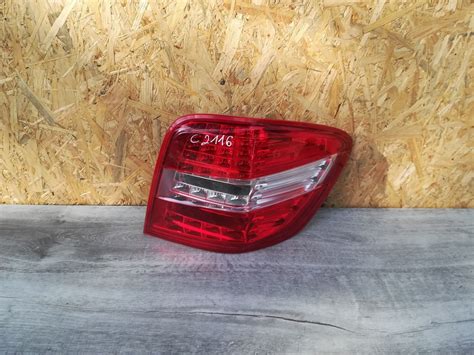 MERCEDES ML W164 LIFT RH LAMPA TYŁ USZK GÓRNY LED 7220345345