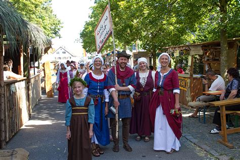 Einzug Der Marktleute Kirchheimer Marktfest