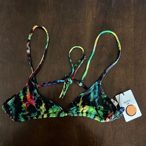 Tropic Of C Swim Nwt Tropic Of C Equator Bikini Top Separates Rasta Revolve Small Poshmark