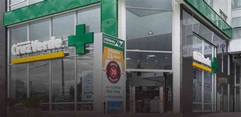 Colusión de las farmacias Cruz Verde y Salcobrand compensarán a 53 mil