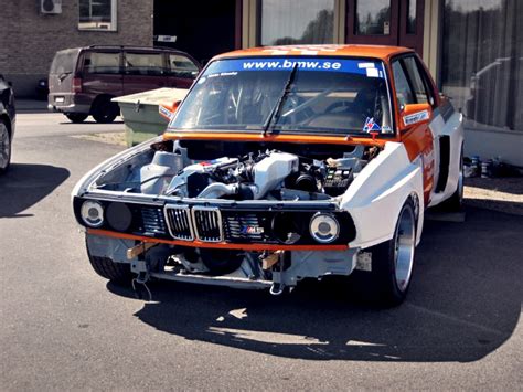 BMW E28 M5 – Build Threads