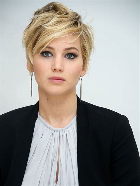 Grow Out Your Hair Like J Law Jennifer Lawrence Short Hair Short