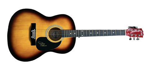 Justin Bieber Signed Acoustic Guitar - CharityStars