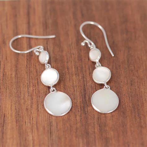 Boucles D Oreilles Pendantes 3 Disques De Nacre Par Ordre Croissant