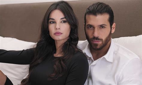 Can Yaman E Francesca Chillemi Protagonisti Di Viola Come Il Mare La