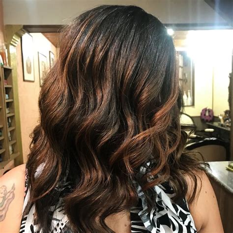 Morena Iluminada Tons Marrons - Morena iluminada em tons de marrom quente | Morenas, Tons de marrom ...