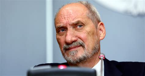 Antoni Macierewicz Wojska Specjalne Ze Mig Owcami Black Hawk Wiadomo Ci