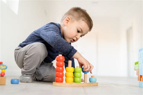 Jouet Montessori 1 An Quels Avantages Pour Votre Enfant