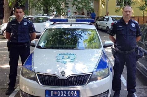 Policajci Heroji Iz Kikinde Spasili Enu Od Ve Anja Blic