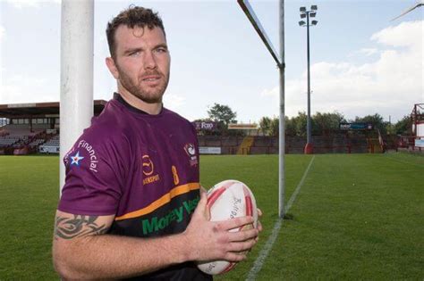 Coming out gli uomini più sexy che si sono dichiarati gay e bisex Gay it