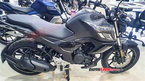 2023 Yamaha Fz S V3 Matte Black Colour Arrives At Dealership Bikewale