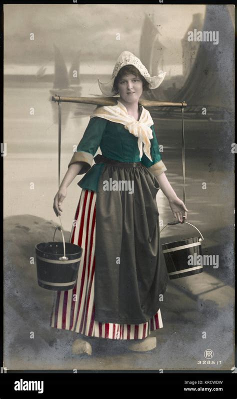 Dutch Traditional Dress Hi Res Stock Photography And Images Alamy