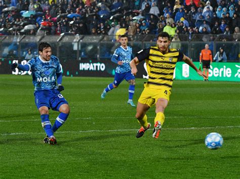 Serie B Giornata I Risultati Lascoli Vince Lo Scontro Salvezza