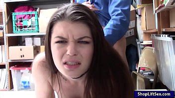 El Ladr N De Tiendas Se Deja Follar Por Oficial De Lp Xvideos