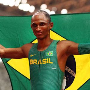 Alison DOS SANTOS Biografia medalhas Olímpicas recordes e idade