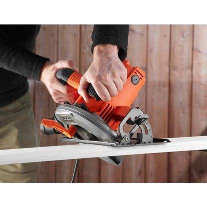 Black+Decker Ročna krožna žaga CS1550 vklj. z listom žage 1500 W | OBI.si