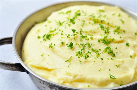 Pommes Puree Creamy Mashed Potatoes Kelly S Clean Kitchen