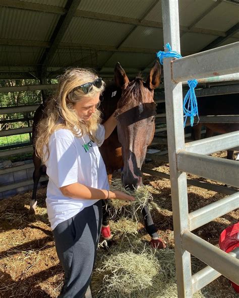 Bridie Carter Fans added a new photo. - Bridie Carter Fans