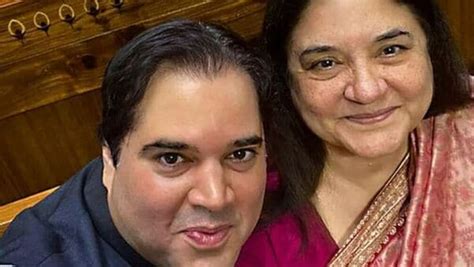 Lok Sabha Election 2024 Maneka Varun Gandhi Skip Pm Modis First Ever