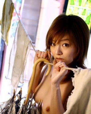 Japanese Teen Model Ray Ito Posing Nude Shows Tits Porn Pictures XXX Photos Sex Images