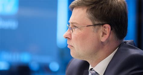 Classify Latvian politician Valdis Dombrovskis