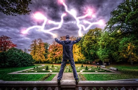 homme ciel orage éclair images gratuites et libres de droits