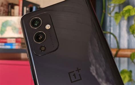 OnePlus 9 OxygenOS Update Adds Hasselblad XPan Mode To Take Photos Like