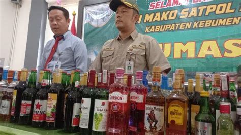 Satpol Pp Kebumen Sita Ratusan Boto Miras Jelang Pemilu Pelaku