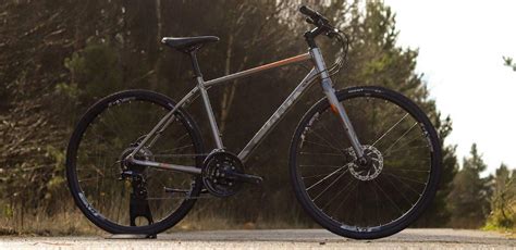 Giant Escape Hybrid Bike Review | Tredz Bikes