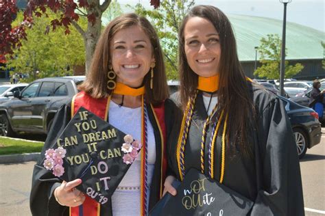 Photos Quinnipiac University Health Science And Nursing Graduation