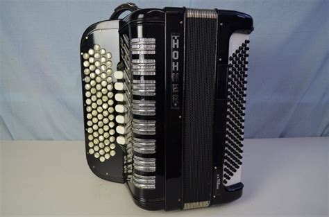 Akkordeon Hohner Riviera Iii S De Luxe Kaufen Auf Ricardo