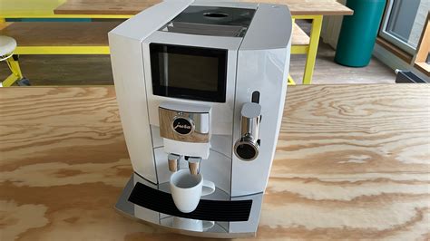 DeLonghi Magnifica S ECAM 22.110.B Test | CHIP