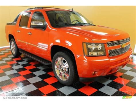 2009 Inferno Orange Metallic Chevrolet Avalanche Ltz 4x4 51079951