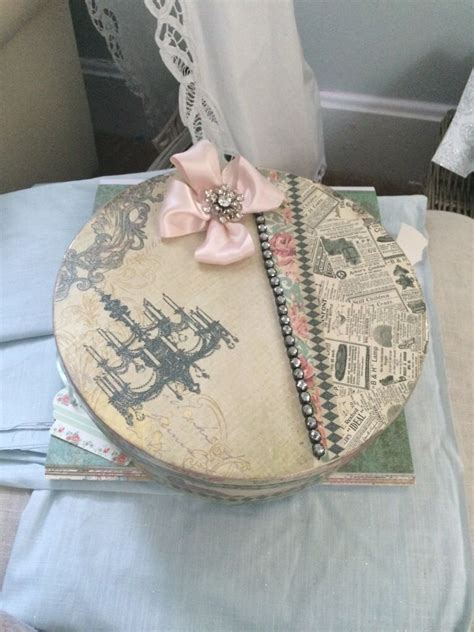 Decoupage Hat Box So Chic Shabby Chic Homes Shabby Chic Hat Boxes