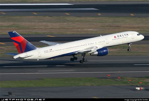 N695DL Boeing 757 232 Delta Air Lines Bill Striffler JetPhotos