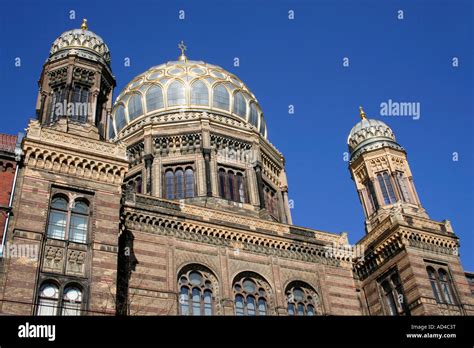 Synagogen Tempel Hi Res Stock Photography And Images Alamy