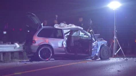 Wrong Way Driver Dies In Head On Crash On Houstons South Side Abc13