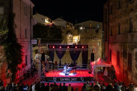 Termoli Termoli Jazz Il Concerto Di Alessandro Sgobbio Tra I Migliori