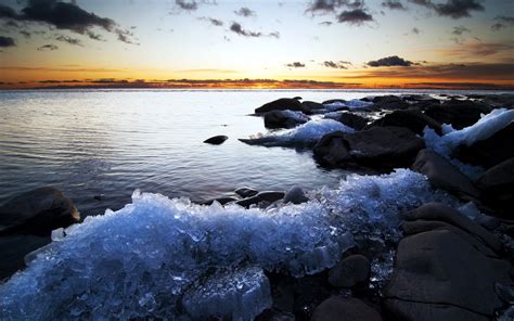 Ice On Banks Of Body Of Water Hd Wallpaper Wallpaper Flare