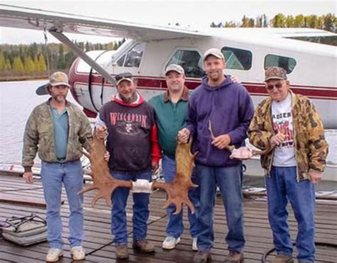 Ontario Moose Hunting Trips With Thunderhook Fly Ins In Canada