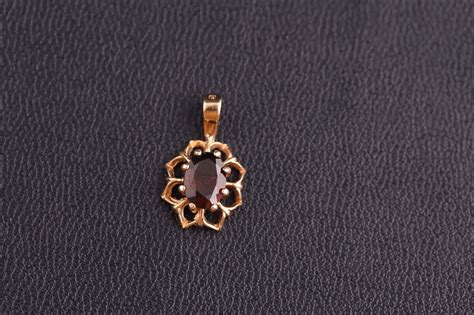 Подвеска Гранатовое зернышко 1 – купить в интернет-магазине Лавка ...