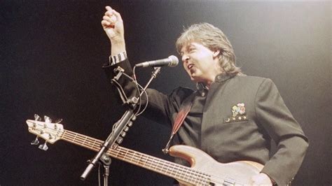 Paul Mccartney Figure Of Eight Live In Wembley 1990 Youtube