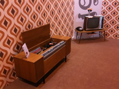 Sixties Radiogram - - Computing History