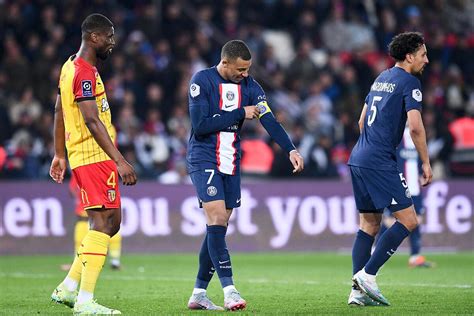 Foot Psg Psg Mbappé Capitaine Luis Enrique Prêt à Frapper Foot 01