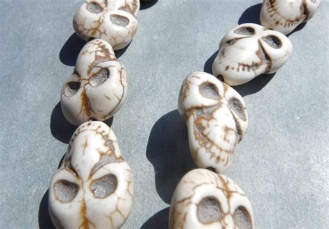 Skull Beads Approximately 19 Stone Beads 21mmx 15mm