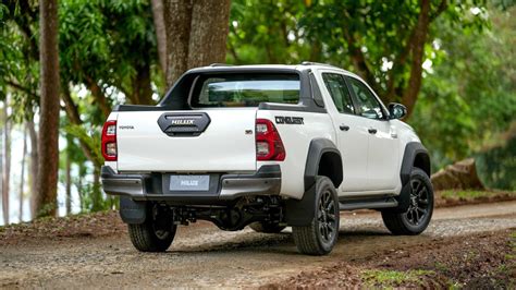 Toyota Hilux Conquest Gets A New Look