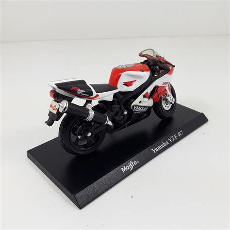 Moto Bike Maisto Yamaha Yzf R Miniaturas Coleccion A Escala