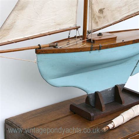 Vintage Pond Yachts Vintage Model Pond Yacht - Vintage Pond Yachts