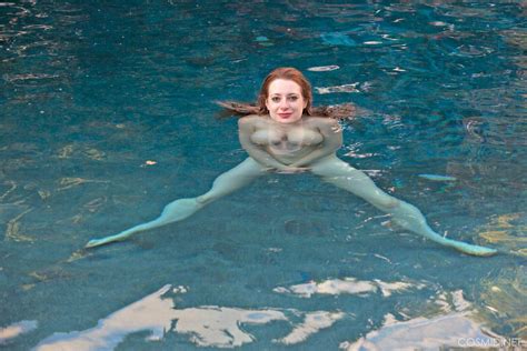 Misha Lowe Shows Ass And Big Tits In The Pool Photos