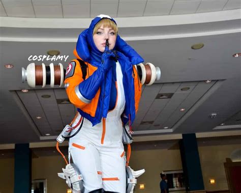 Apex Cosplay – Telegraph